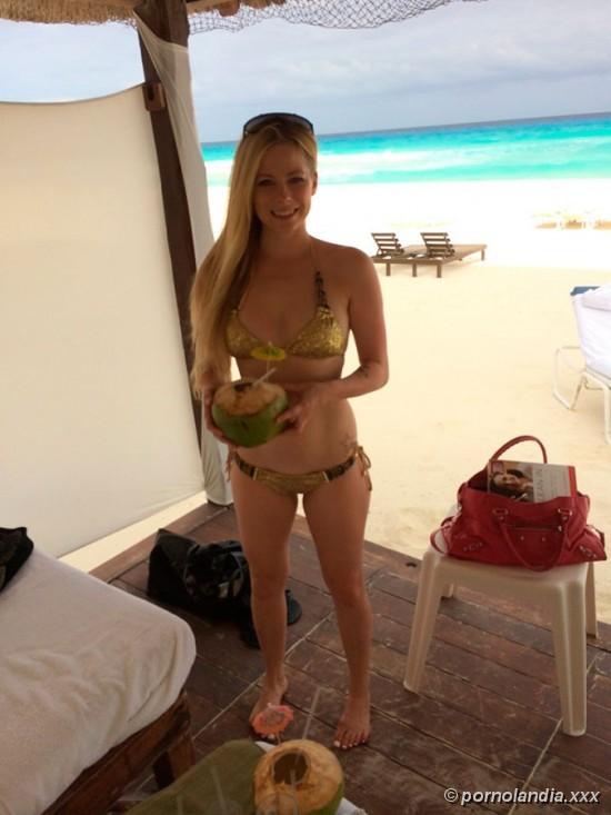 Avril Lavigne desnudo desnudo cayó en la red - Foto 172702