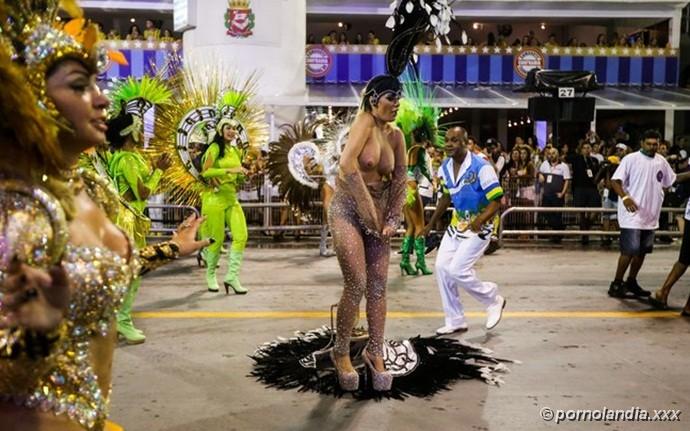 Juliana Isen se quita la ropa en protesta en Anhembi - Foto 172974