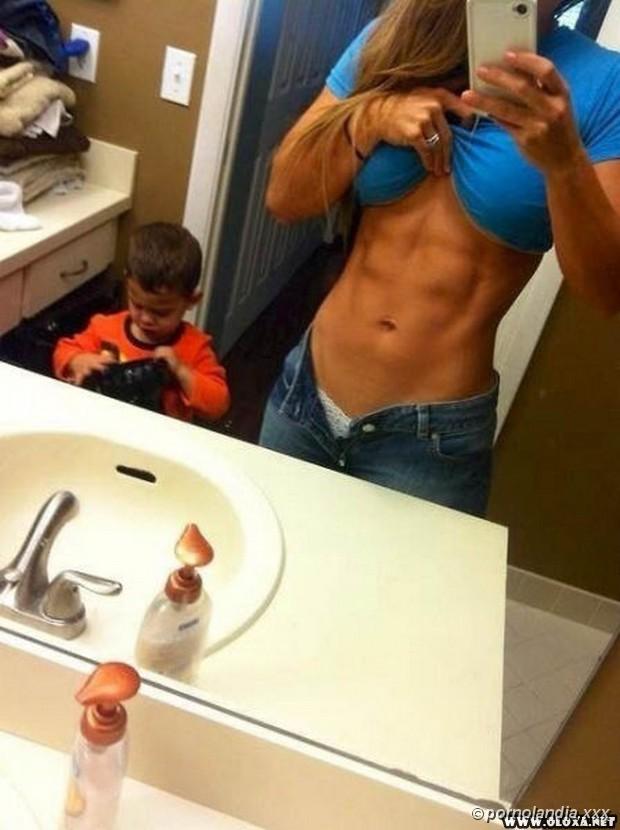 Madres que exageraron en el momento de la selfie - Foto 130687