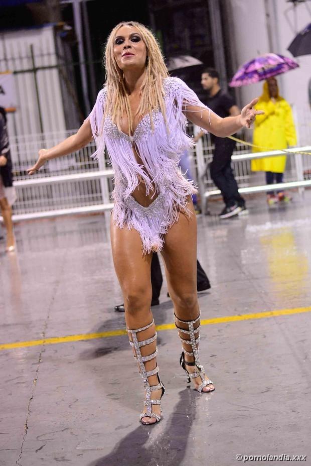 Fernanda Lacerda A Photos A Mendigata en Carnival 2016 - Foto 24109