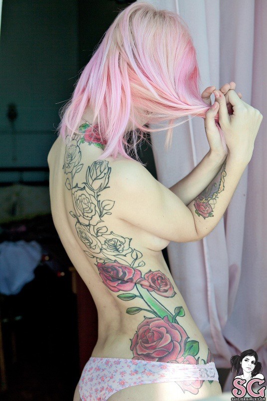 Emo White Tattooed Naked - Suicide Girls - Foto 4926