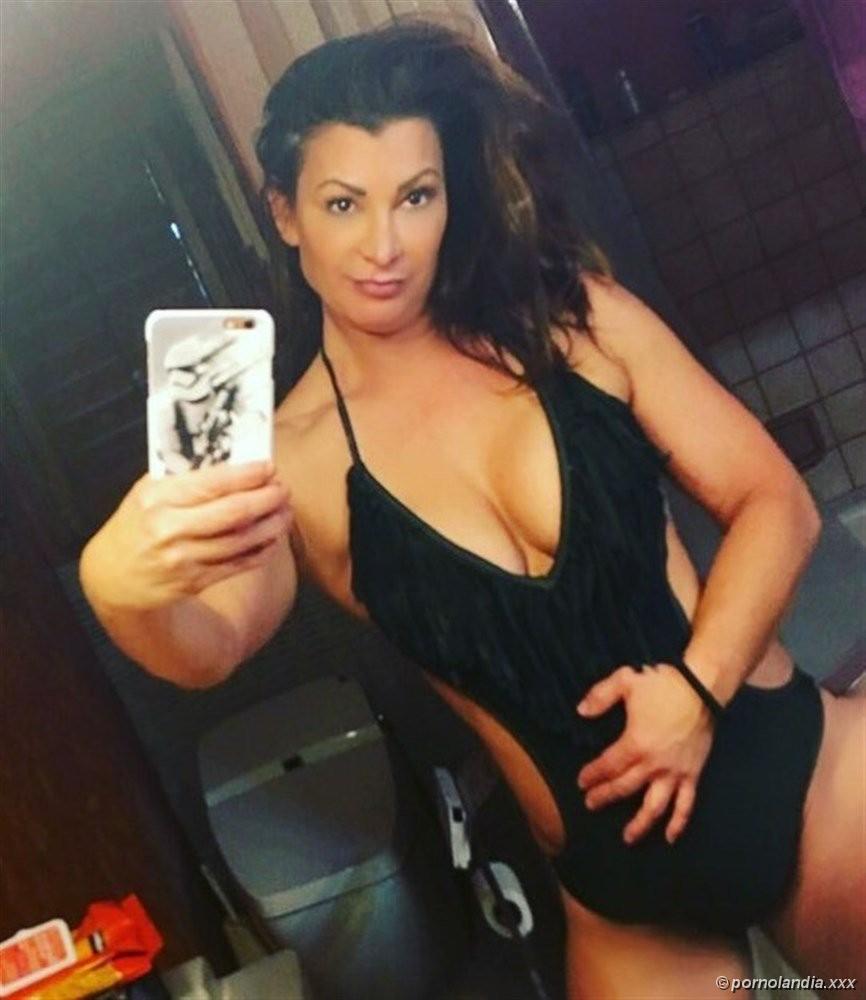 Lisa Marie Varon Professional Fighter de WWE filtró en las imágenes de la red Totalmente desnuda - Foto 150276